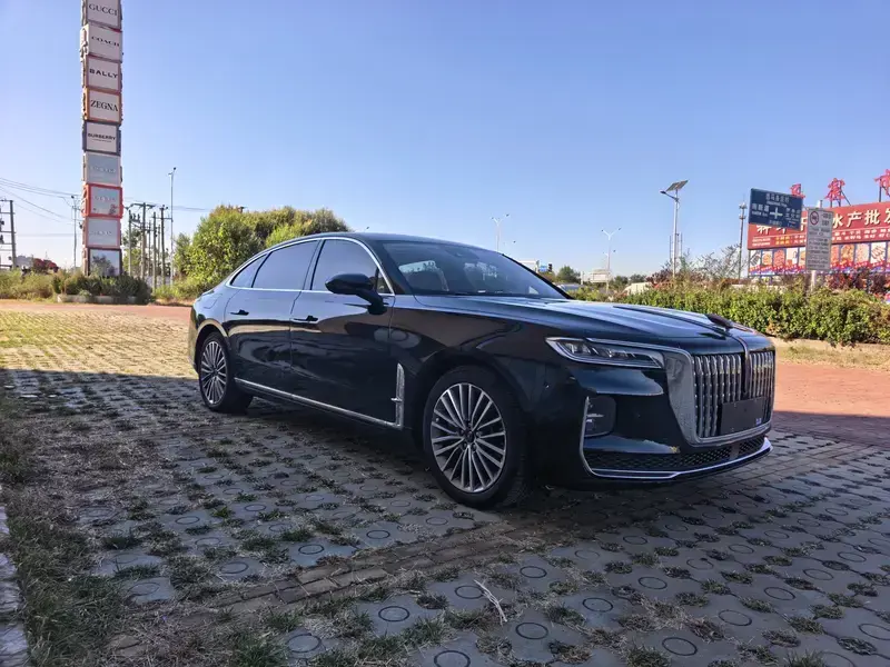 2020 Hongqi H9 с пробегом 53 000 км