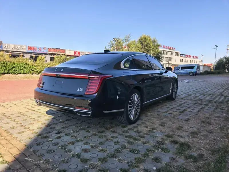 2020 Hongqi H9 с пробегом 53 000 км