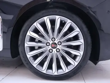 2020 Hongqi H9 с пробегом 37 900 км