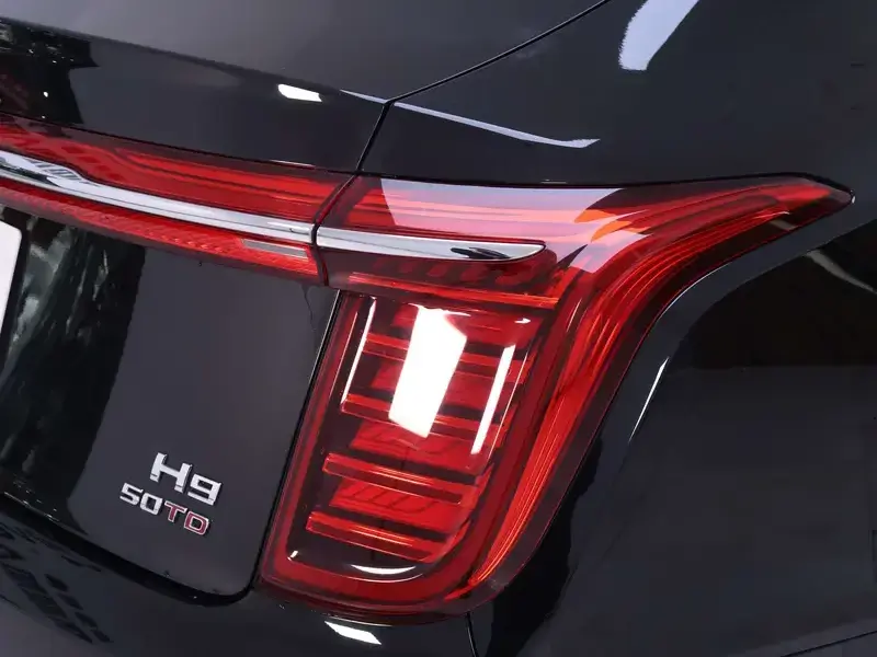 2020 Hongqi H9 с пробегом 37 900 км