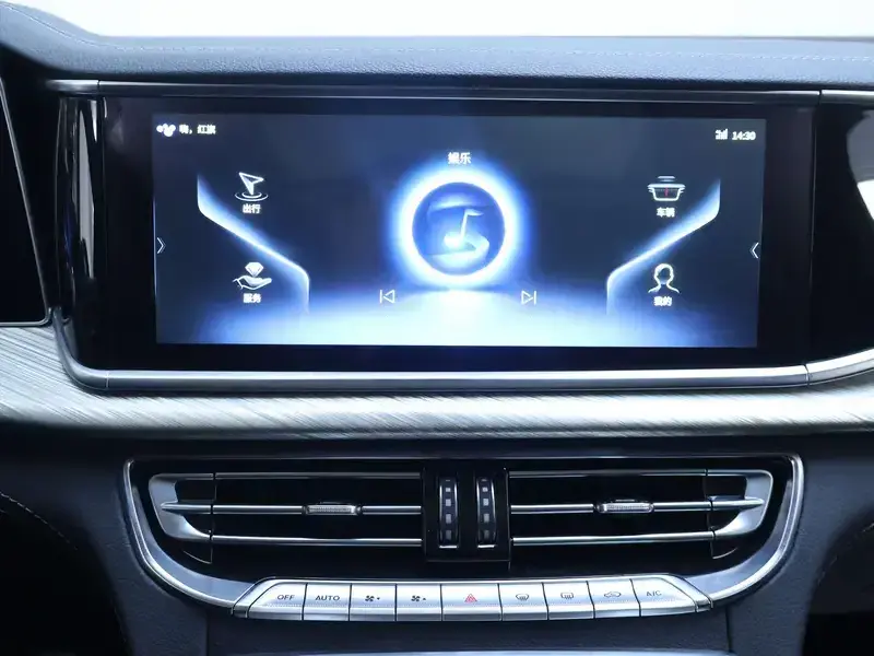 2020 Hongqi H9 с пробегом 37 900 км