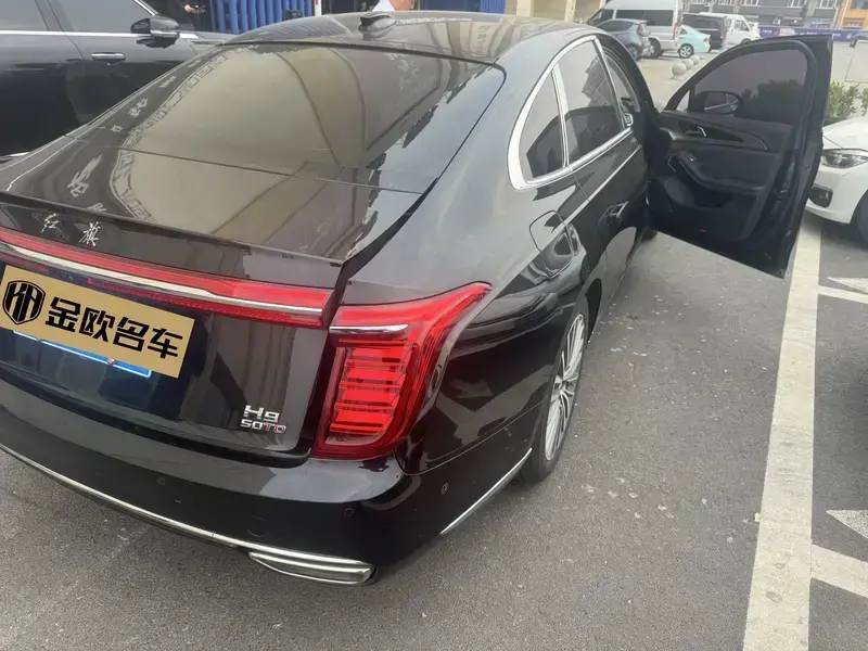 2020 Hongqi H9 с пробегом 85 000 км