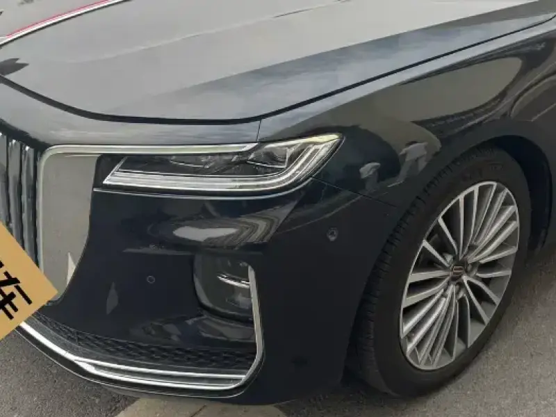 2020 Hongqi H9 с пробегом 85 000 км