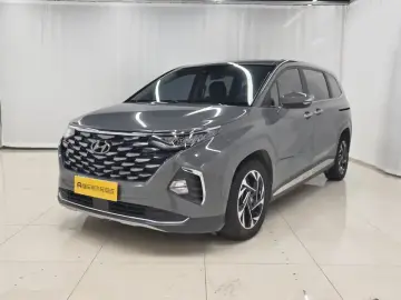 Hyundai Custo