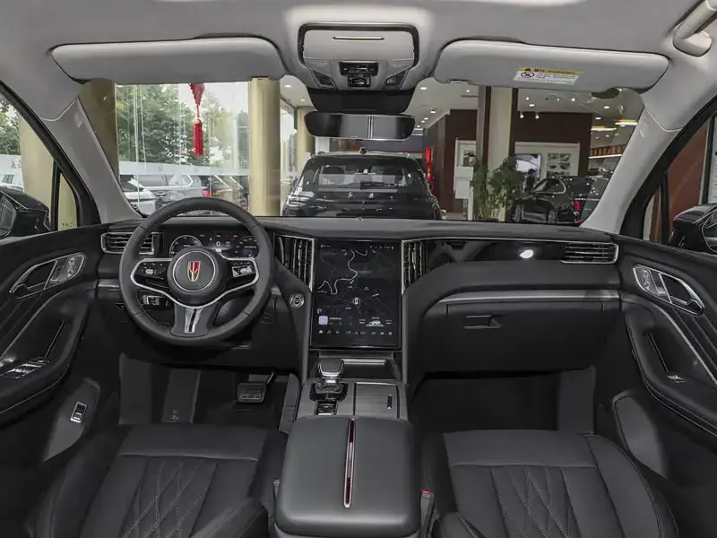 2024 Hongqi HS7 с пробегом 27 000 км