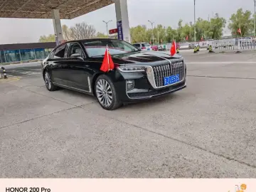 2022 Hongqi H9 с пробегом 50 000 км