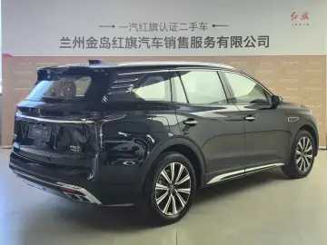 2025 Hongqi HS7 с пробегом 5 200 км