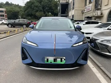 2025 Hongqi Tiangong 06 с пробегом 13 000 км