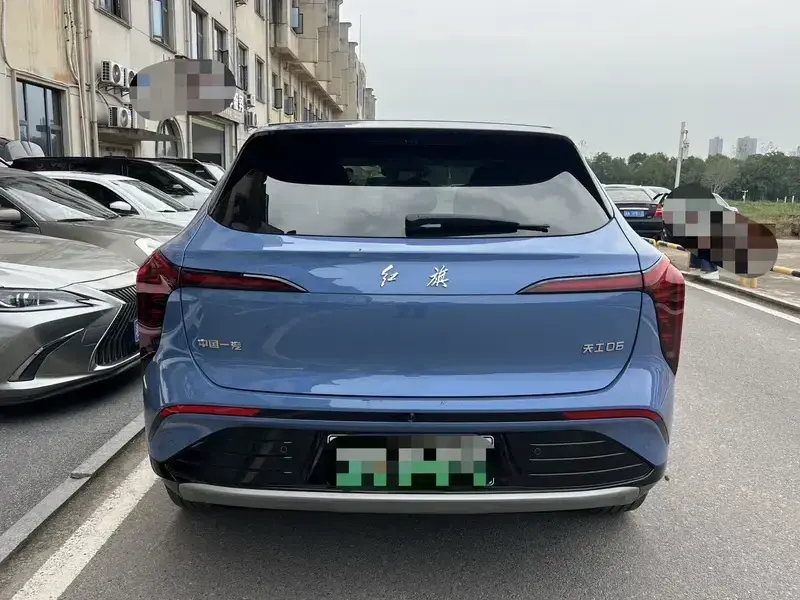 2025 Hongqi Tiangong 06 с пробегом 13 000 км