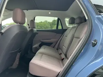 2025 Hongqi Tiangong 06 с пробегом 13 000 км