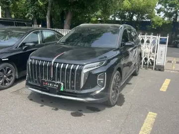 2024 Hongqi HS7 с пробегом 18 800 км
