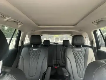 2024 Hongqi HS7 с пробегом 18 800 км