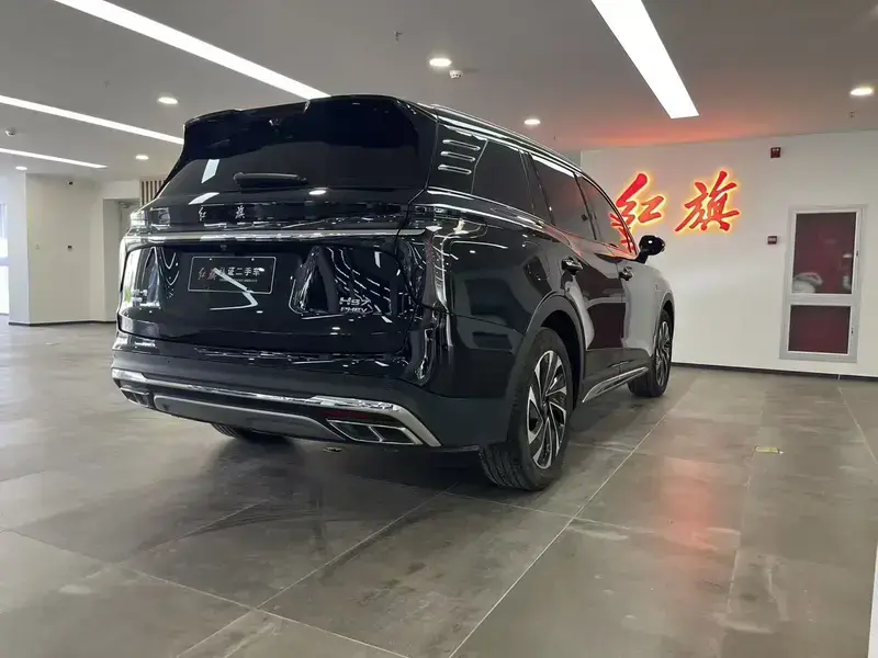 2024 Hongqi HS7 с пробегом 31 500 км