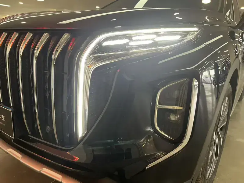 2024 Hongqi HS7 с пробегом 31 500 км
