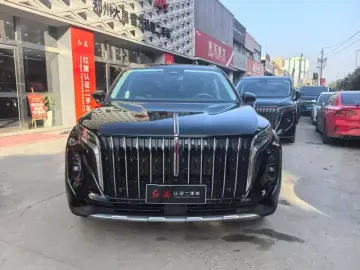 2024 Hongqi HS7 с пробегом 8 000 км