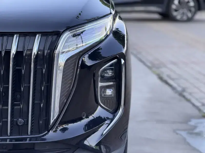 2024 Hongqi HS7 с пробегом 38 000 км
