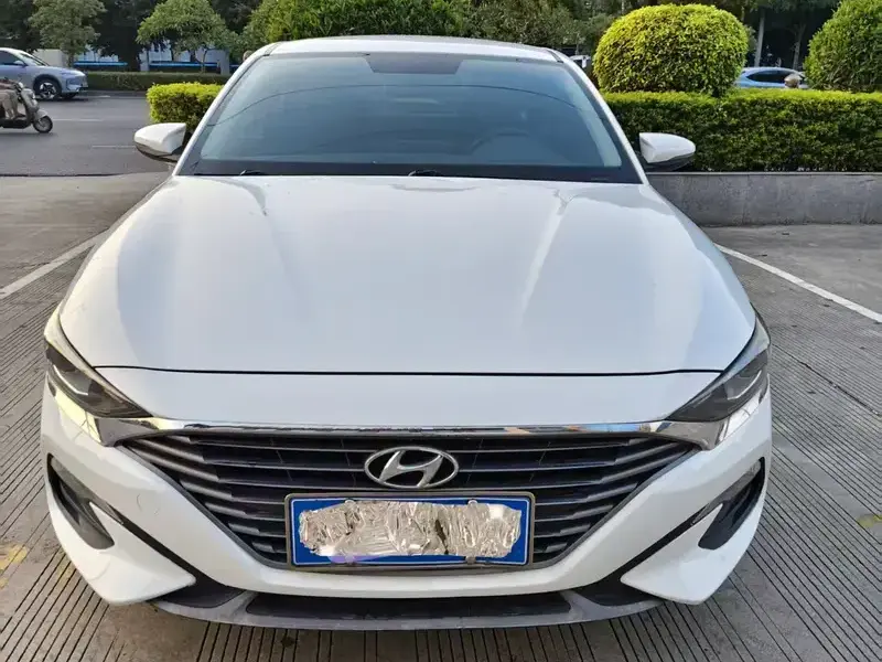 2019 Hyundai Lafesta с пробегом 90 000 км