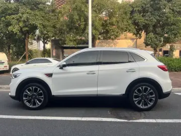 2019 Hongqi HS5 с пробегом 90 000 км