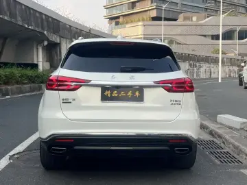 2019 Hongqi HS5 с пробегом 90 000 км