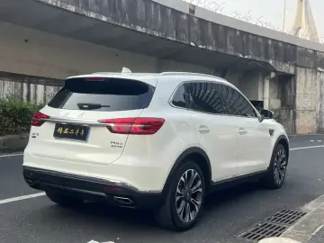 2019 Hongqi HS5 с пробегом 90 000 км