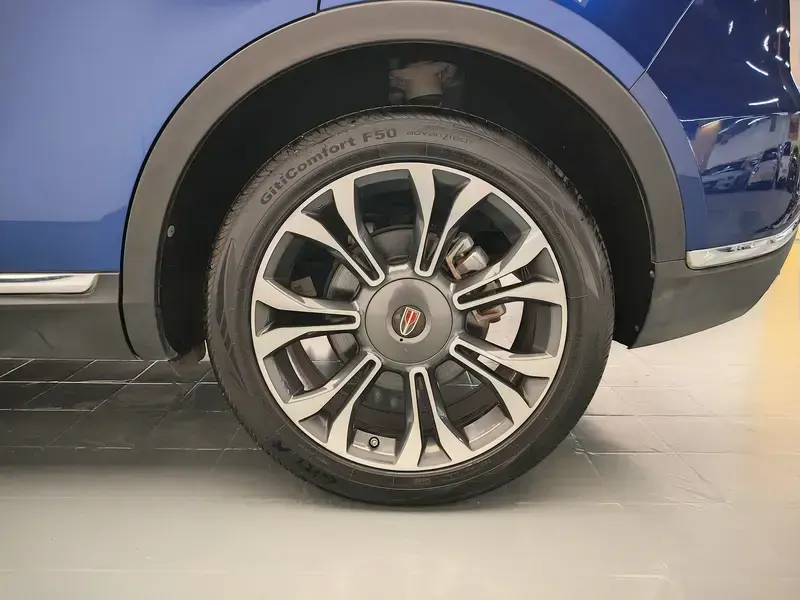 2019 Hongqi HS5 с пробегом 70 500 км