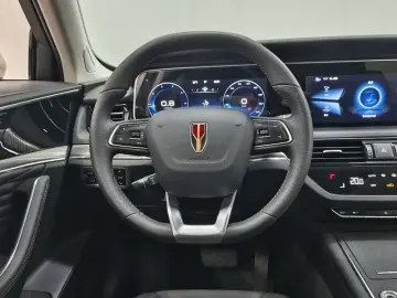 2022 Hongqi HS5 с пробегом 31 100 км