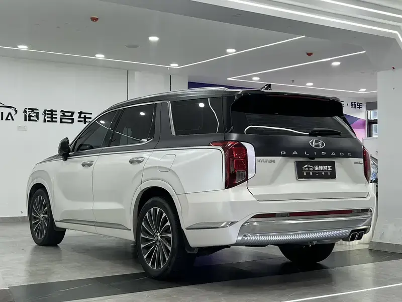 2023 Hyundai Palisade с пробегом 40 000 км