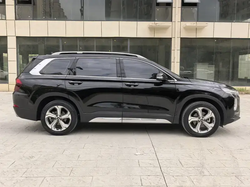 2020 Hyundai Santa Fe с пробегом 70 000 км