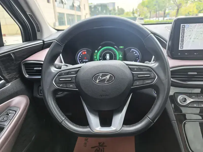 2020 Hyundai Santa Fe с пробегом 70 000 км