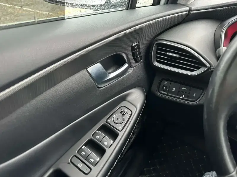 2020 Hyundai Santa Fe с пробегом 59 000 км