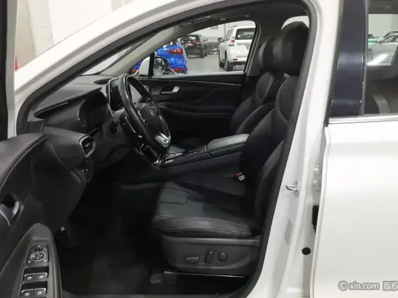 2019 Hyundai Santa Fe с пробегом 82 700 км