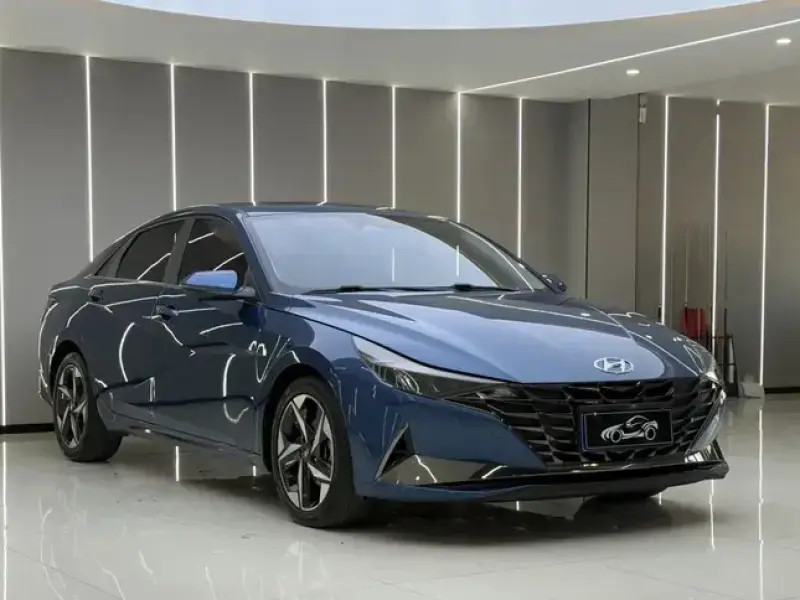 2022 Hyundai Elantra с пробегом 52 000 км