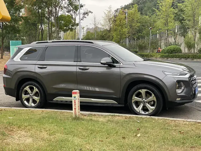 2019 Hyundai Santa Fe с пробегом 110 000 км