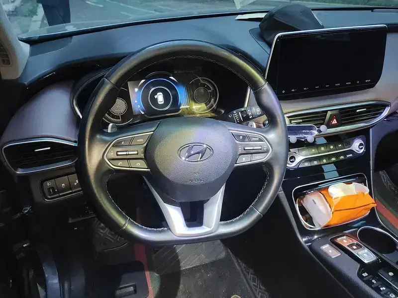 2020 Hyundai Santa Fe с пробегом 94 700 км