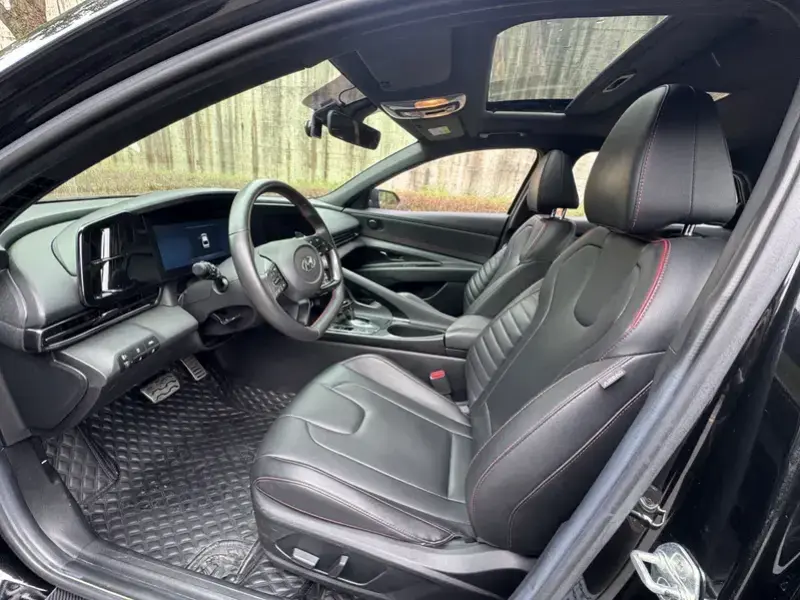 2021 Hyundai Elantra с пробегом 55 000 км