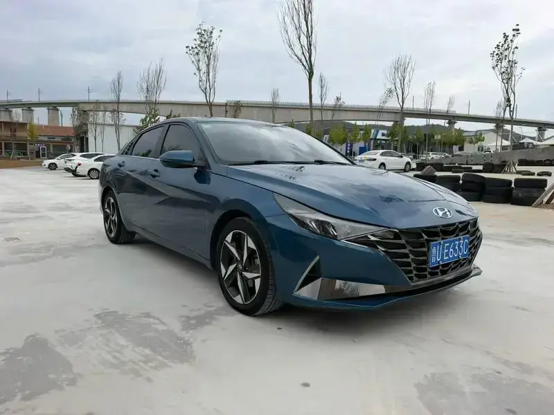2021 Hyundai Elantra с пробегом 46 000 км