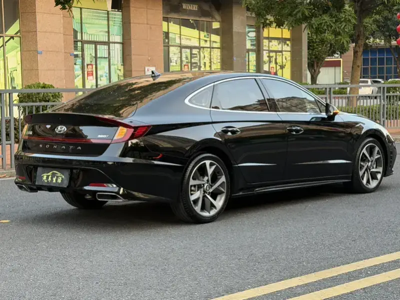 2022 Hyundai Sonata с пробегом 25 000 км