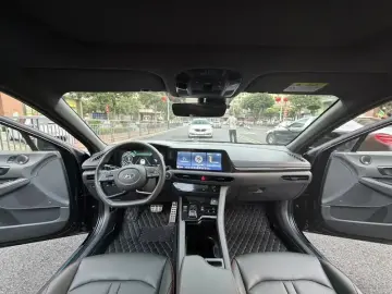 2022 Hyundai Sonata с пробегом 25 000 км