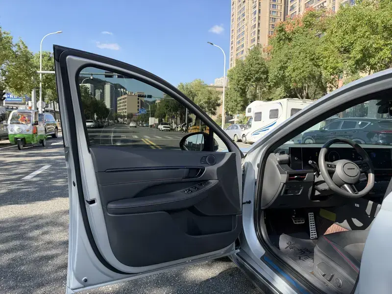 2024 Hyundai Sonata с пробегом 13 000 км