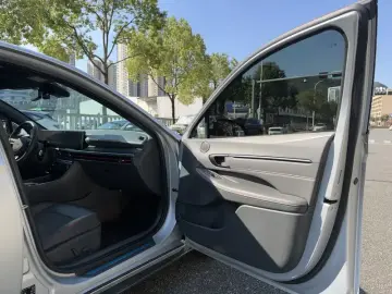 2024 Hyundai Sonata с пробегом 13 000 км