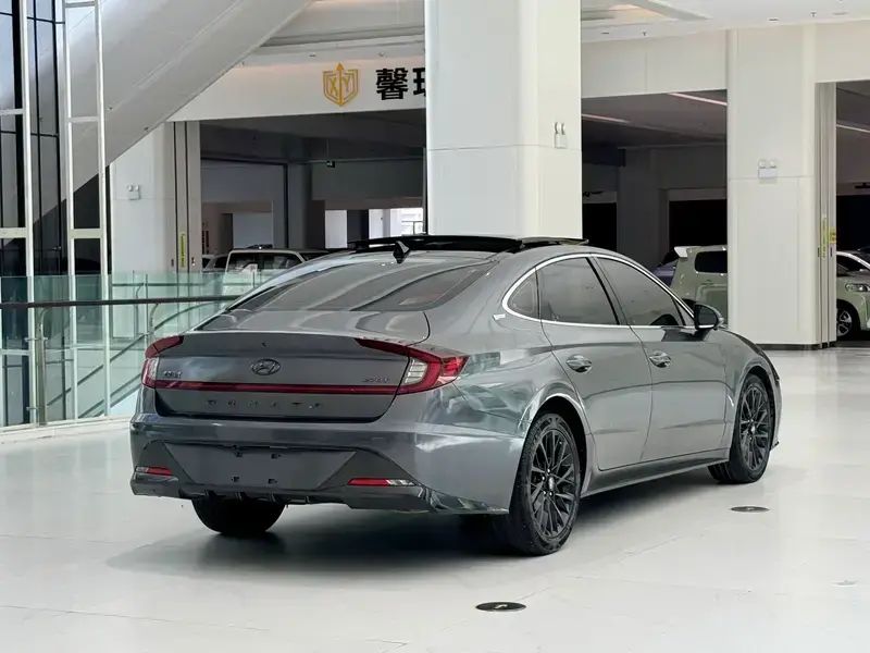 2022 Hyundai Sonata с пробегом 50 000 км