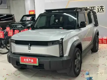 iCar 03