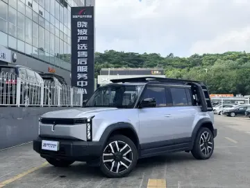 iCar 03