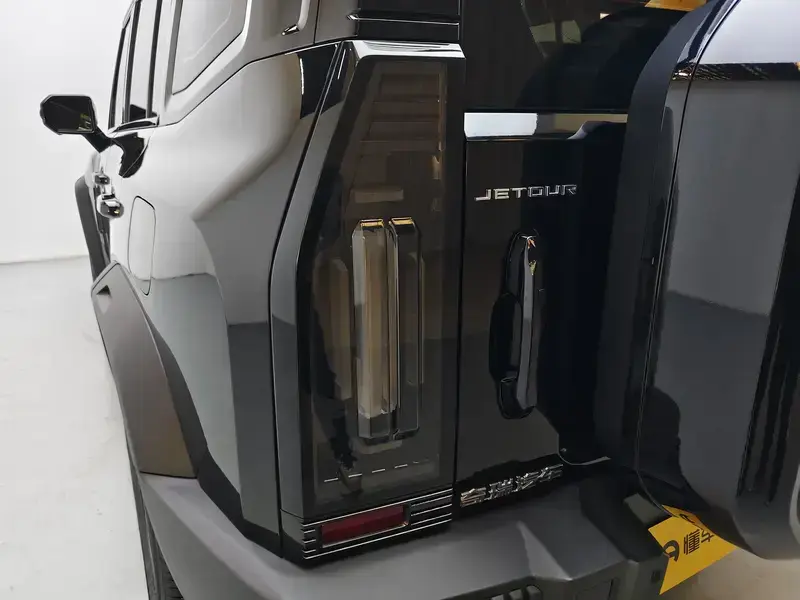 2023 JETOUR T2 с пробегом 26 200 км