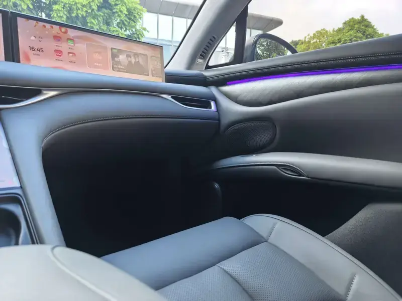 2023 IM Motors (Zhiji) LS6 с пробегом 60 000 км