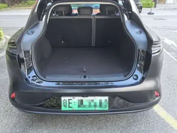 2023 IM Motors (Zhiji) LS6 с пробегом 60 000 км