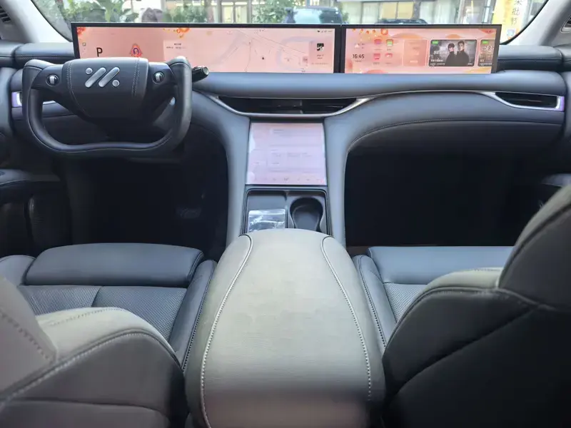 2023 IM Motors (Zhiji) LS6 с пробегом 60 000 км