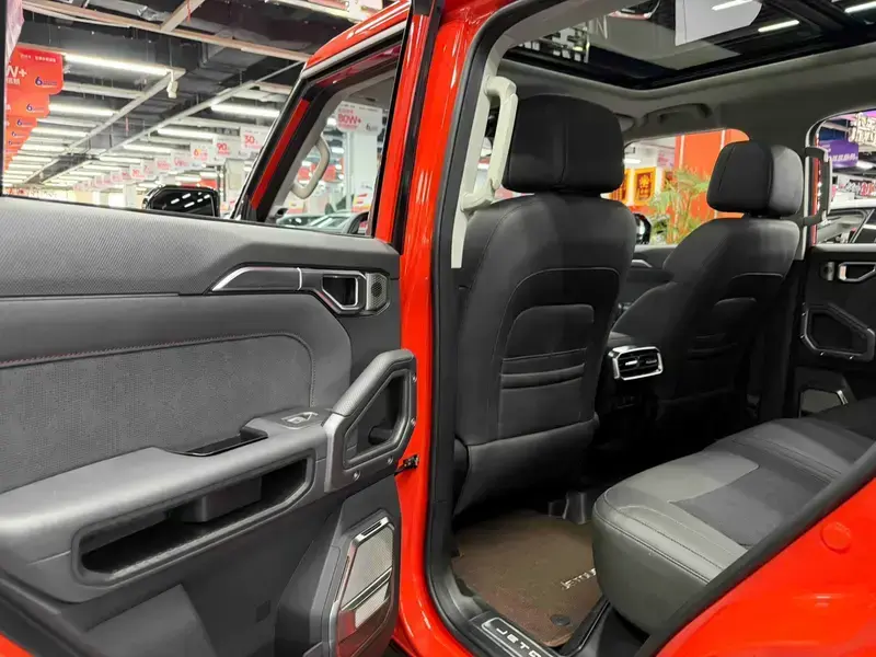 2023 JETOUR T2 с пробегом 48 400 км