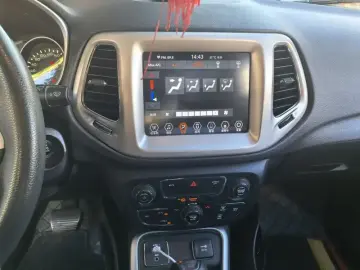 2019 Jeep Compass с пробегом 143 300 км