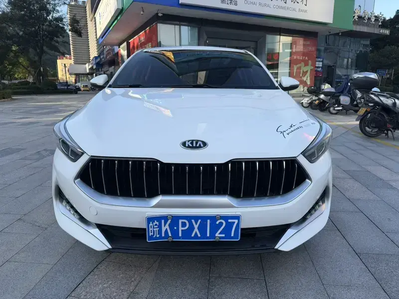 2021 Kia K3 с пробегом 70 000 км